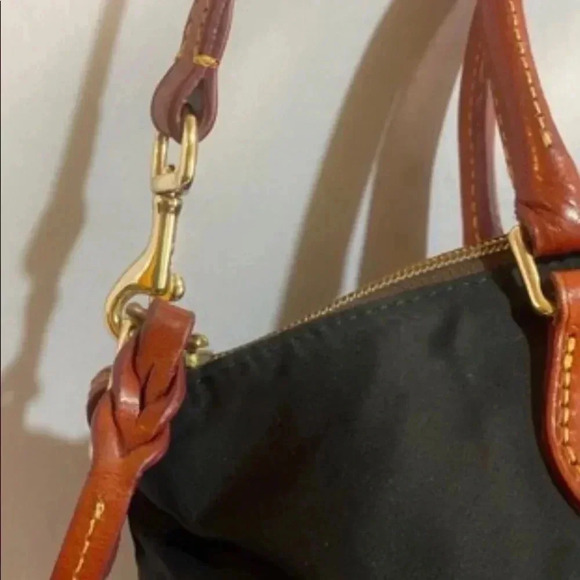 Dooney Bourke vintage black leather satchel handbag - Picture 16 of 16